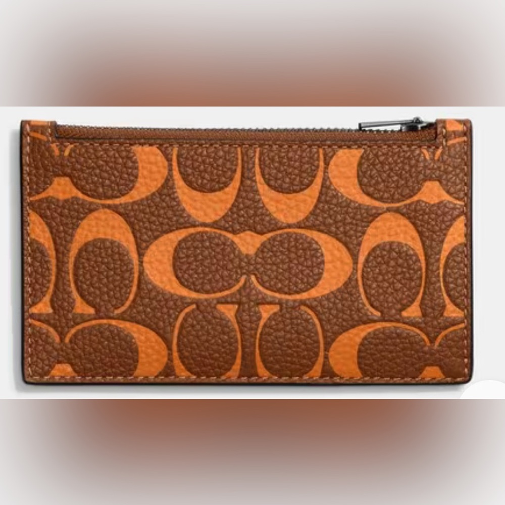 Zip Card Case In Signature Leather - Picture 3 of 3